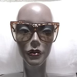 Laura Biagiotti sunglasses